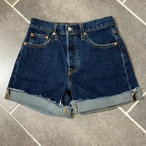Levi’s High Rise 501 Button Fly Jean Shorts size 25